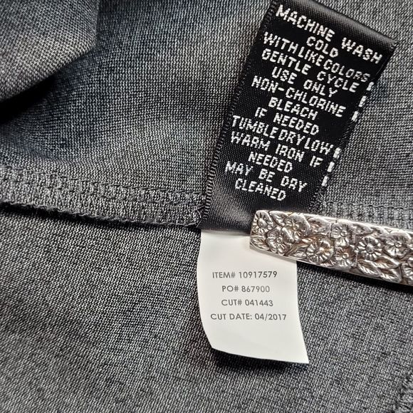 NWT Torrid Military Style Jacket Blazer Size 2=2X Gray Stretch Ponte Knit - Picture 10 of 11